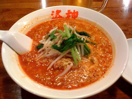「にんにくたっぷりドラゴン辛口らーめん」という長い名前のらーめん