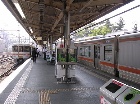 甲府駅身延線ホーム