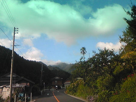 まもなくくぼて山へ