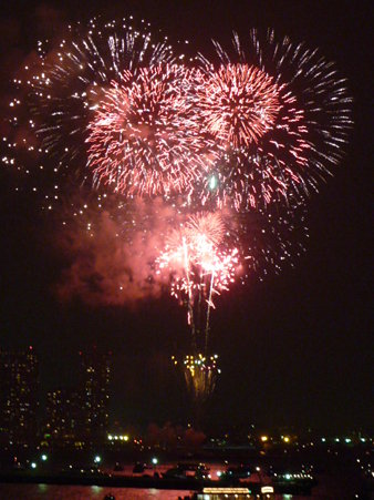 090801-大桟橋 花火 (66)