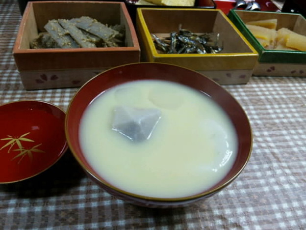 京風お雑煮 かしら芋とつきたて餅入りです 花鰹をどっさり入れてい 写真共有サイト フォト蔵