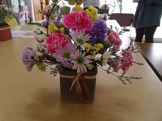フラワーアレンジほかの方作品20120630 (3)