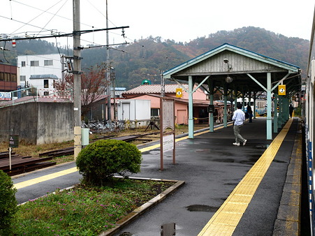 都留市駅1
