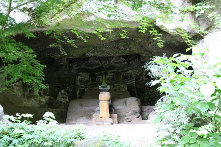 2009.05.25　北鎌倉　明月院　羅漢洞