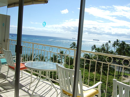 hawaii_waikikishore