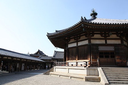 c-110505-154943 法隆寺