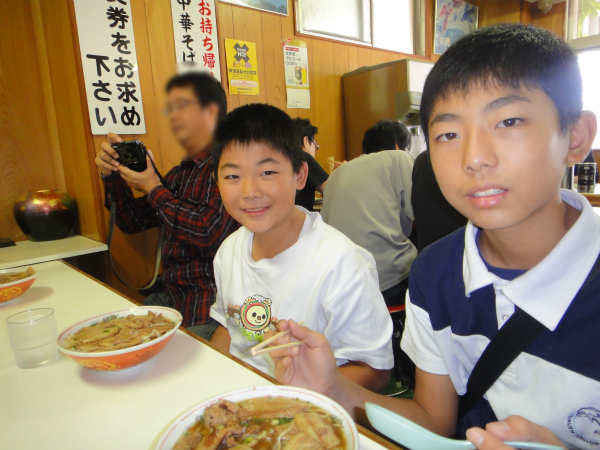 今から徳島ラーメンを頂きますっ！